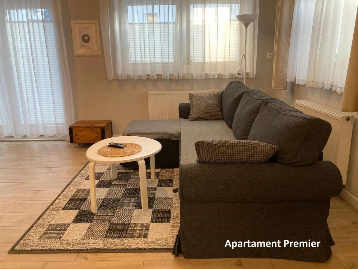 Bialy Dom - 2 Bedrooms Катовице Екстериор снимка