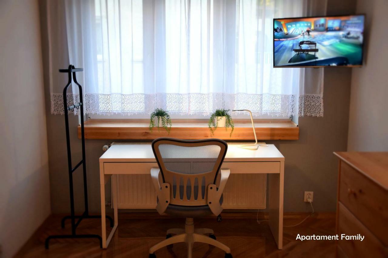 Bialy Dom - 2 Bedrooms Катовице Екстериор снимка